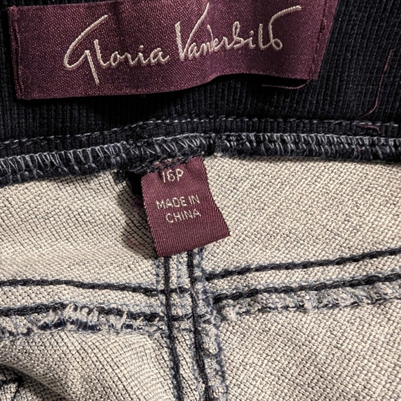 Gloria Vanderbilt Women's Capri Pants - Picture 4 of 8